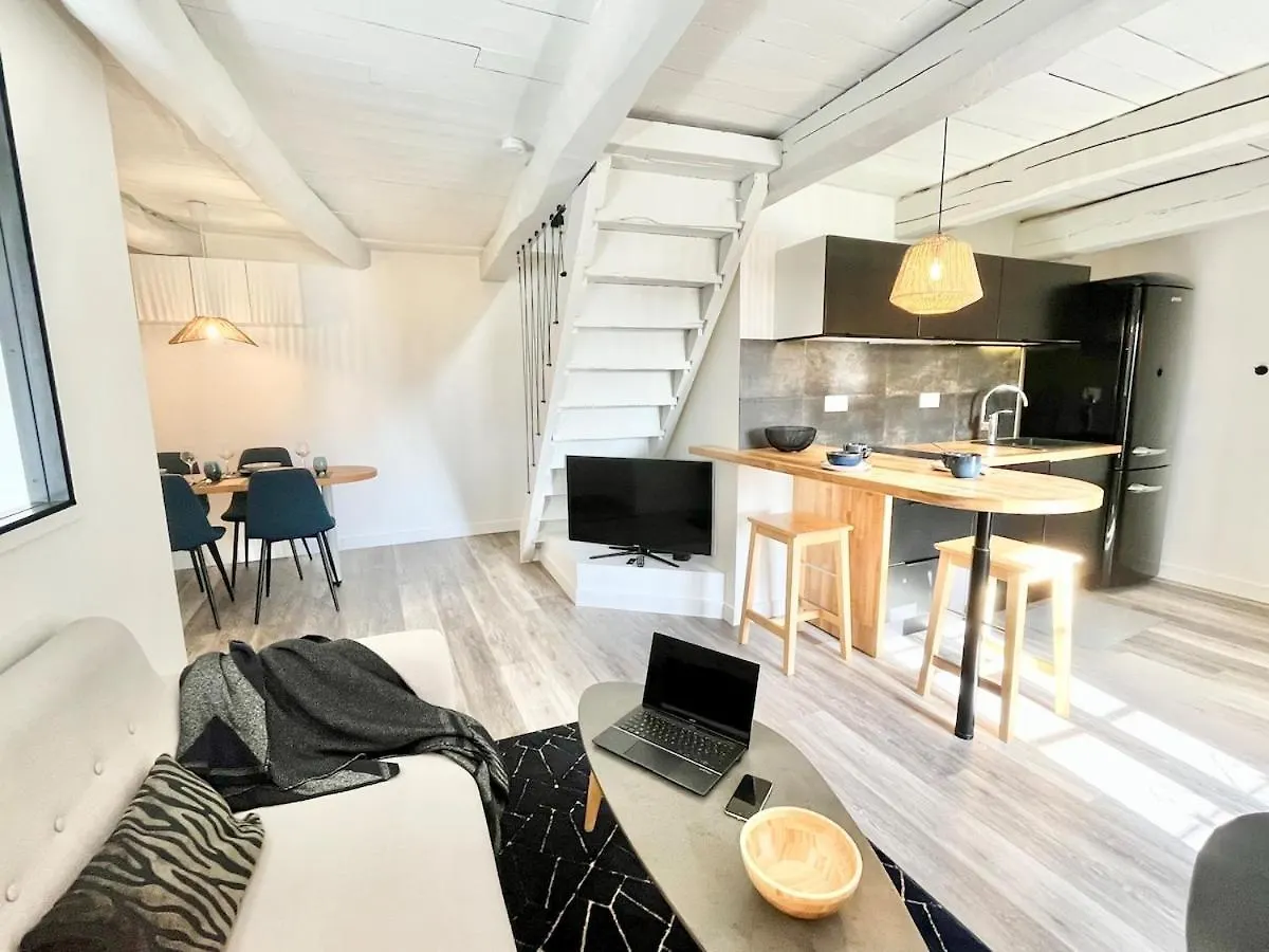 Lägenhet Appartement-Ocean Moderne Dans Longere Avec Exterieur Plouhinec  Frankrike